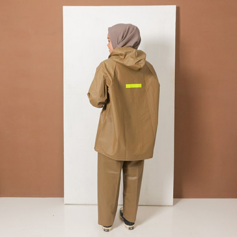 Mantel Jas Hujan Larizo Premium Tebal Anti Rembes