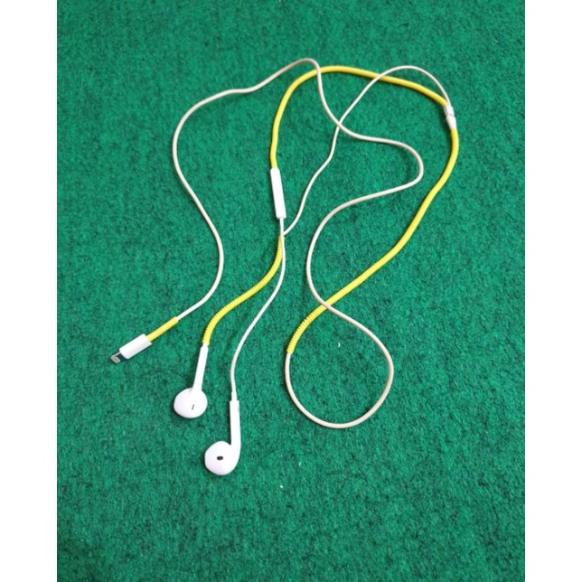 Headset Bekas Layak Pakai, Koneksi Tanpa Bluetooth.. Original Bukan Kw