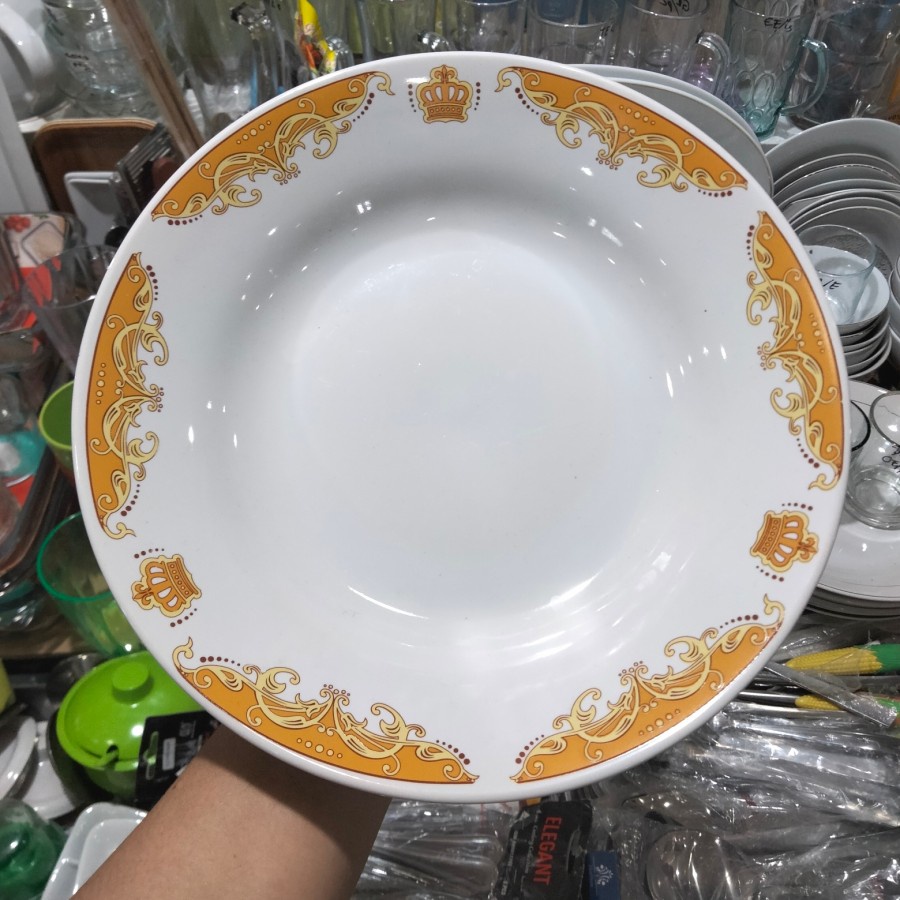 Piring Makan Keramik Motif Mahkota Emas 9 inch