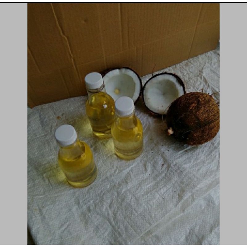 

Minyak kelapa murni asli tanpa campuran 100%asli. 250ml