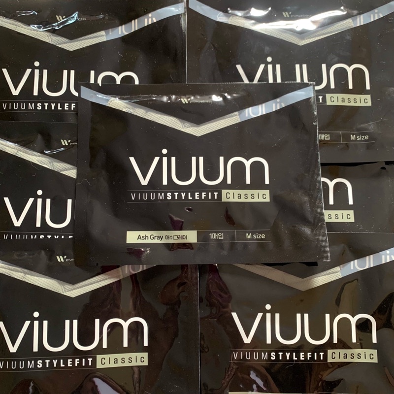 VIUUM MASK wore by V