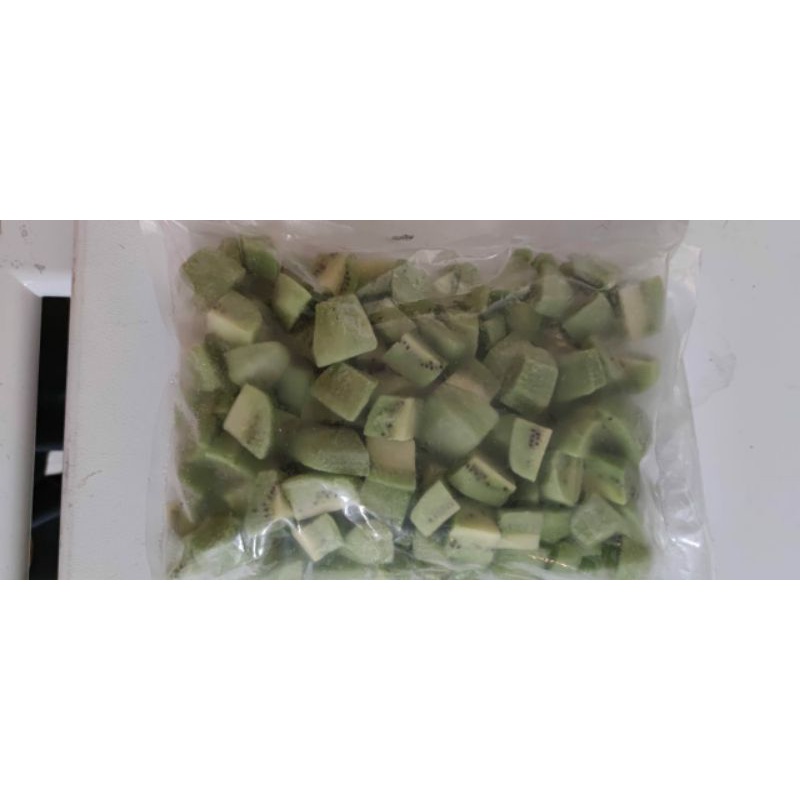

kiwi hijau beku 1kg ( kiwi frozen)