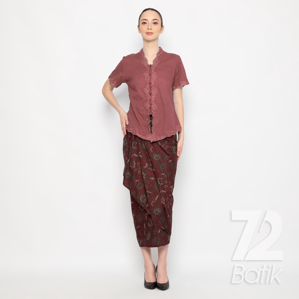 ROK BATIK SPAN Skirt Lilit Kebaya Instan Modern Wanita Motif Kembang Setaman Merah Maroon 723142 Cap 72 - Rok Batik Lilit Bawahan Skirt Kamen Kebaya Songket Batik Panjang Plisket Span Instan Jadi Bali Lembaran Premium Modern Untuk Wanita Kondangan