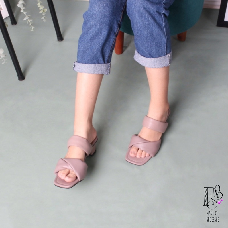 Fsb - NABILA Sendal Heels Wanita