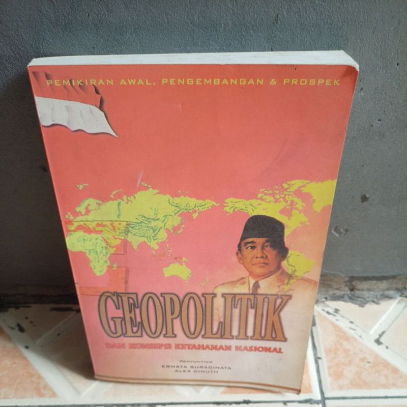 Buku geopolitik dan konsepsi ketahanan nasional by Maya Suradinata
