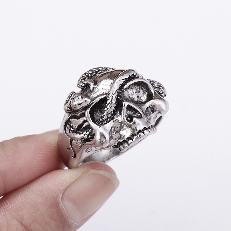 Cincin Lapis Silver Desain Tengkorak Ular Gaya Rock Untuk Pria