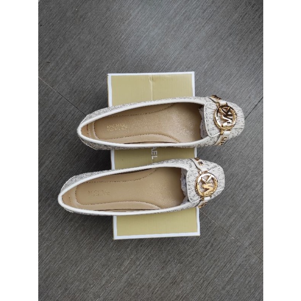 SEPATU FLAT Michael Kors Fulton MK fulton MK shoes signature vanilla size 7