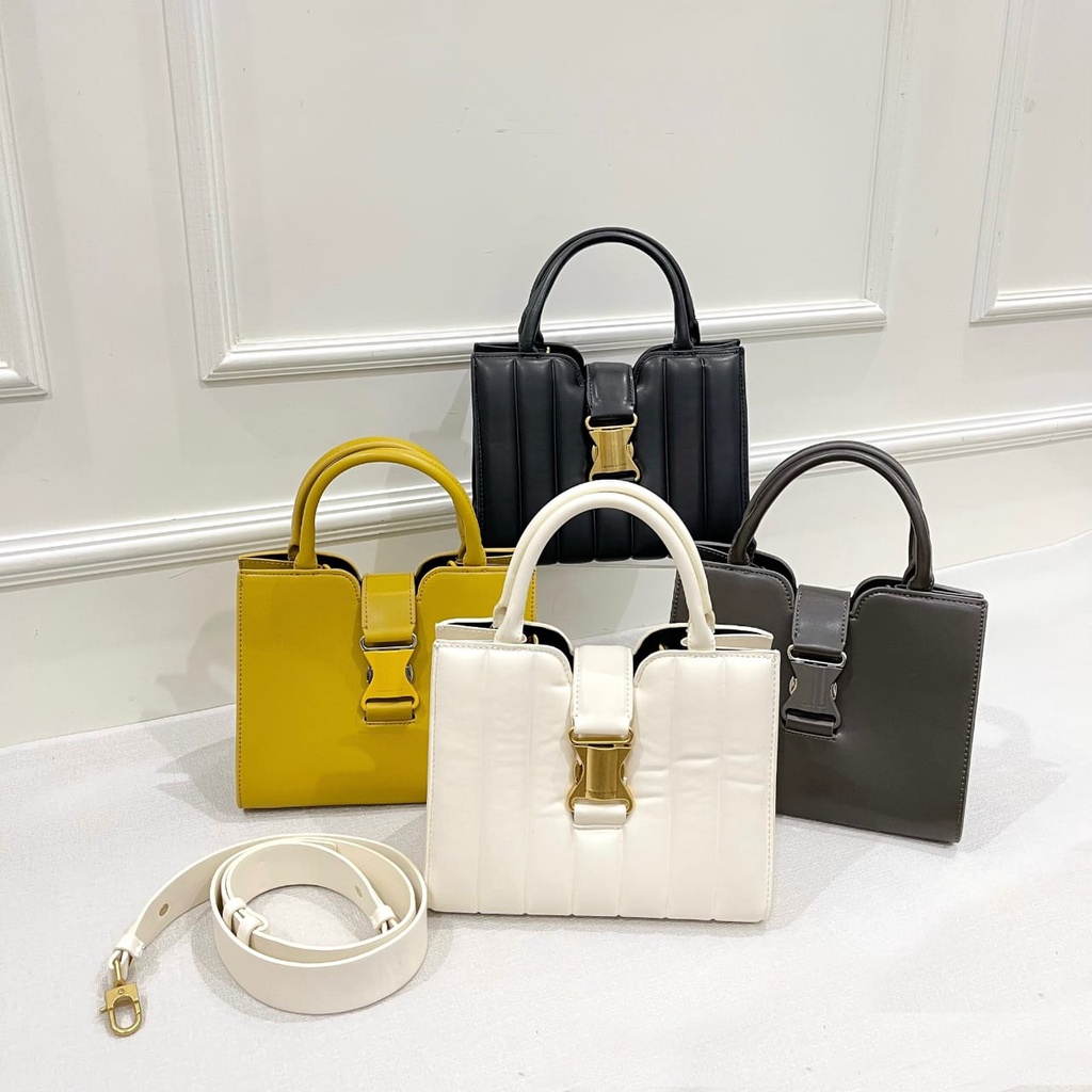 CNK Ivy Metallic Buckle Tote (C1442)