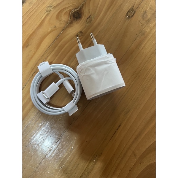 Adaptor iphone Original 20 w