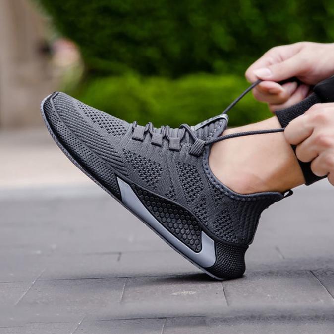 Leedoo Sepatu Pria Formal Sneakers Sepatu Olahraga Running Mr126