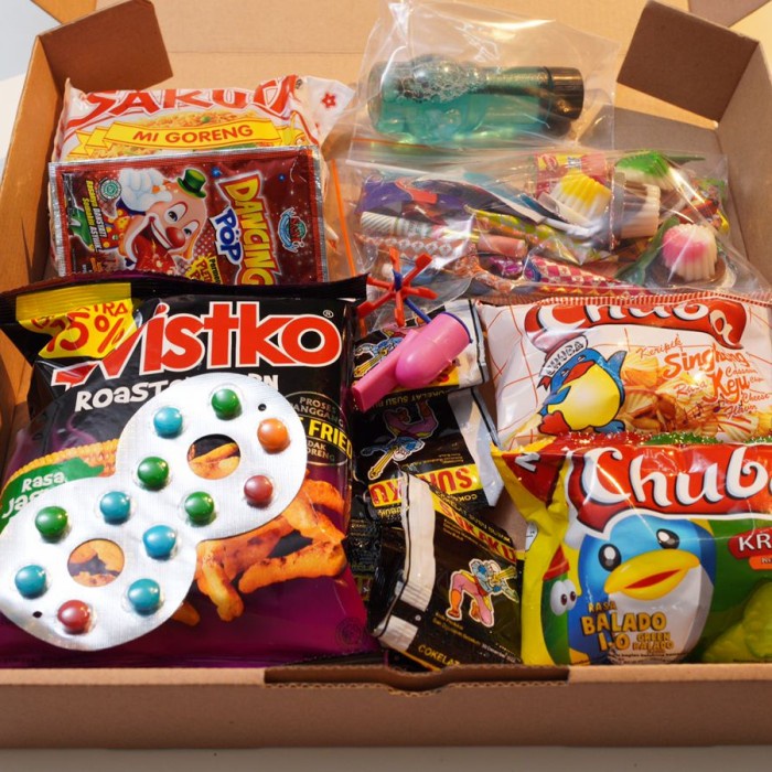 

NEW Hampers Snack Generasi 90an ( Jajanan Jadul ) Bybuatantangan
