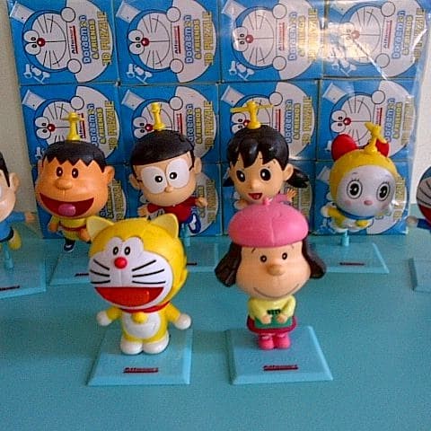 figure puzzle 3D Doraemon & Friends satuan