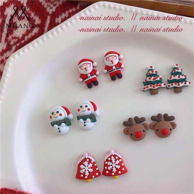 Anting Mini Desain Kartun Santa Claus Elk Snowman Bahan Resin Untuk Wanita