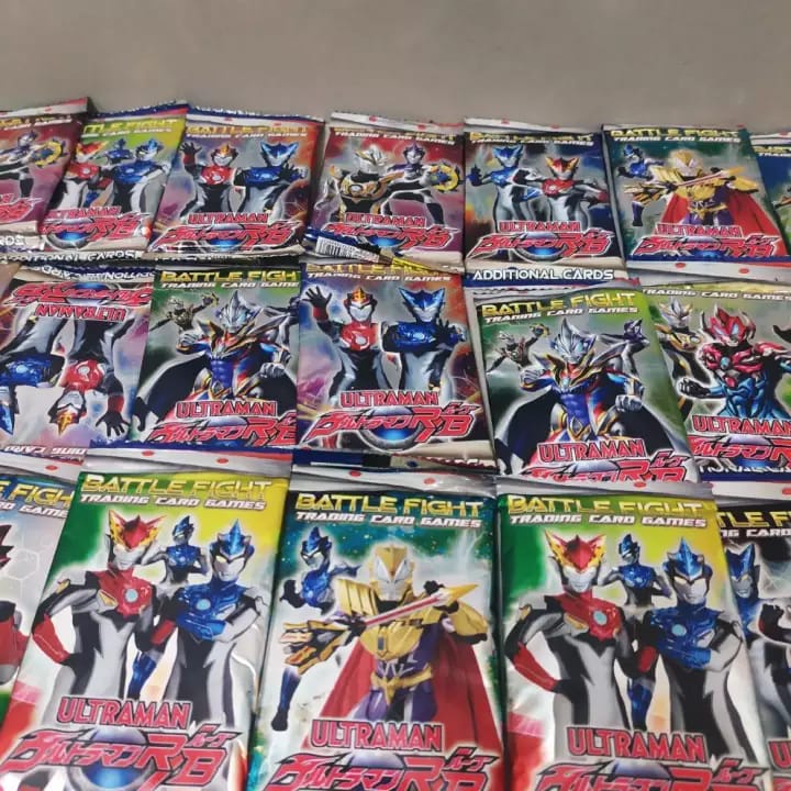 12 PAK KARTU ULTRAMAN GBK / TRADING CARD GAME
