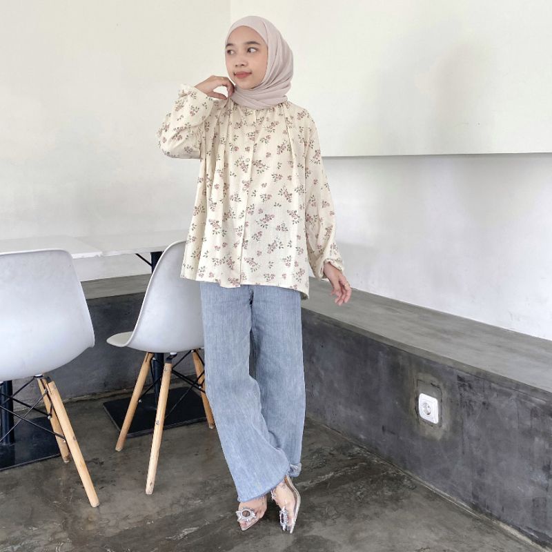 Soya  Floral Blouse / Kemeja Loose Bunga