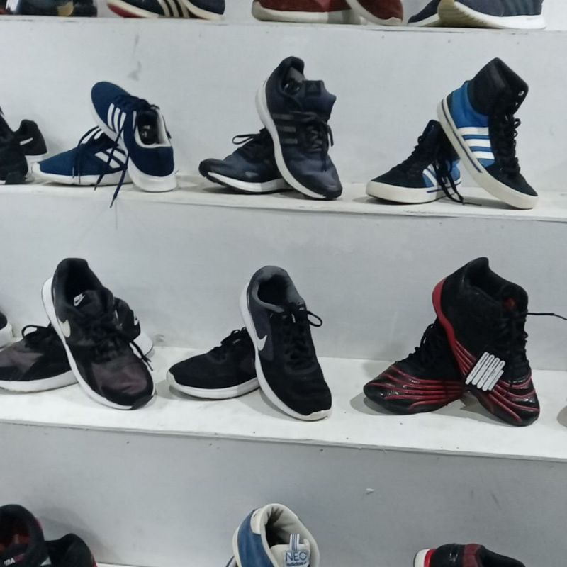 sepatu second branded