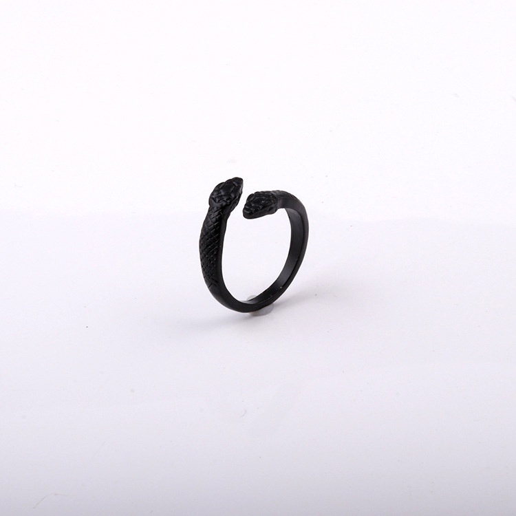 Cincin Desain Ular Warna Hitam Gaya Korea Untuk Wanita