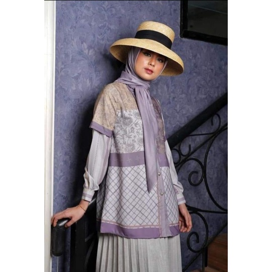 Elgante  Top by Jamilahumaila