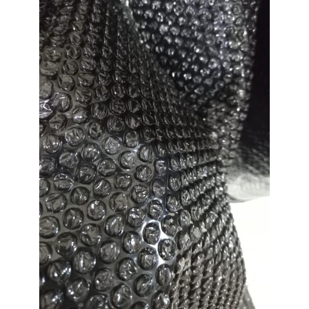 

Plastik Bubble wrap roll hitam dan bening wellpack 60cm x 50m - Hitam