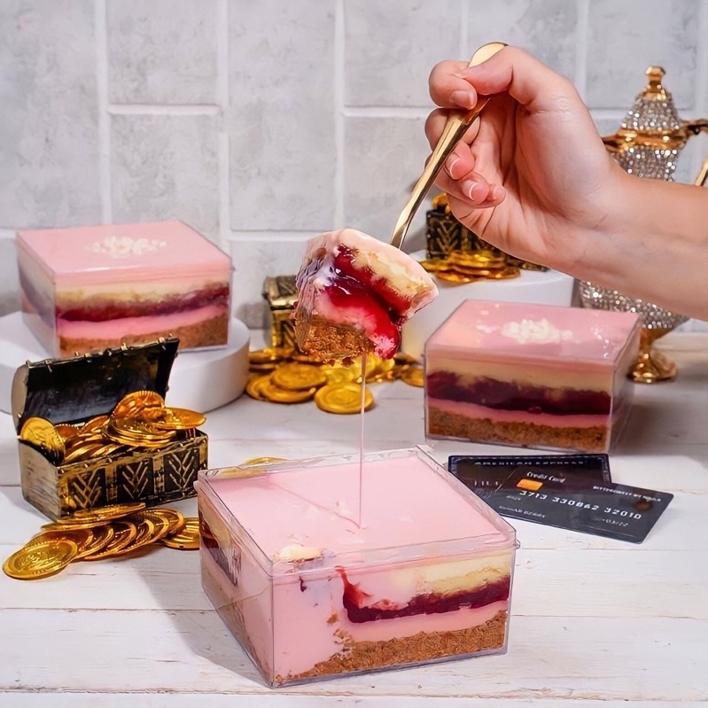 BITTERSWEET BY NAJLA DESSERT BOX SUGAR BERRY