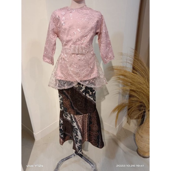 KEBAYA ANAK STELAN SEMI TUNIK AND GAMIS TILLEY MODEL TERBARU GROSIR BANDUNG MURAH TERKINI GOSEND M L XL XXL