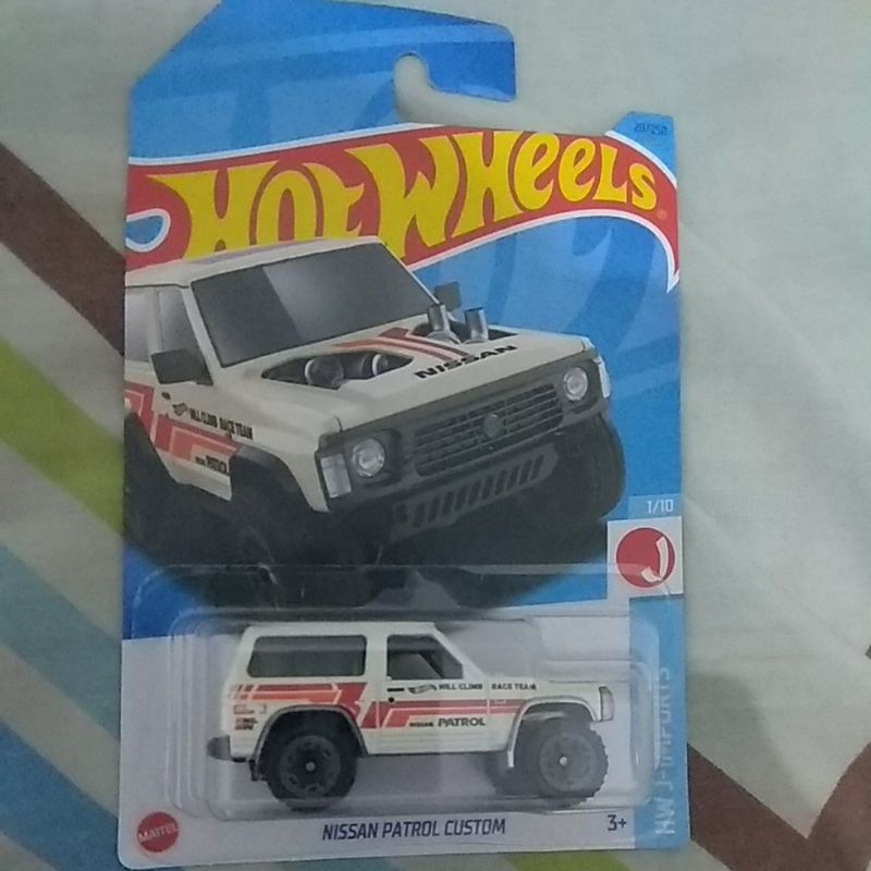 Hotwheels Nissan Patrol Custom