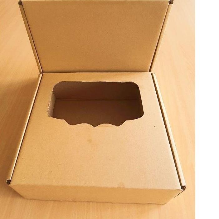 

く Box Hampers /Box kado 27x27x10 ➱