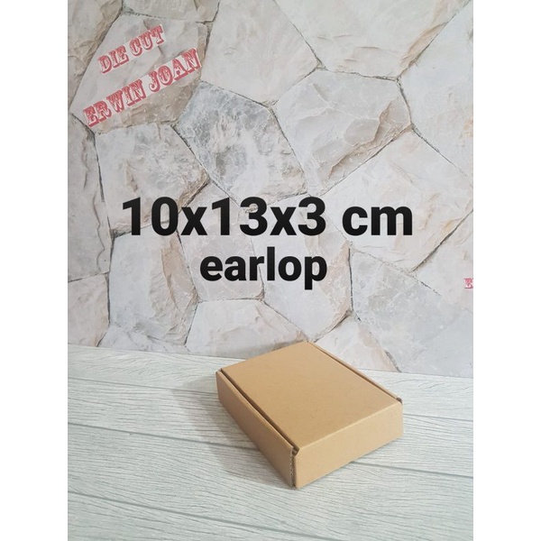 

Kardus Box uk 10x13x3 cm Kotak Karton Diecut ( earlop)