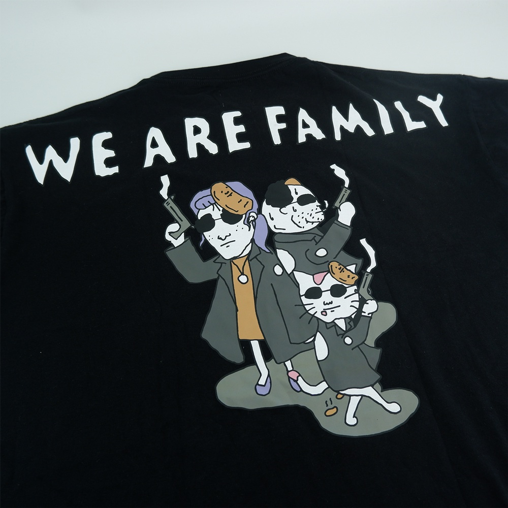 PEANUT STAIN - Family Black Oversized Tshirt