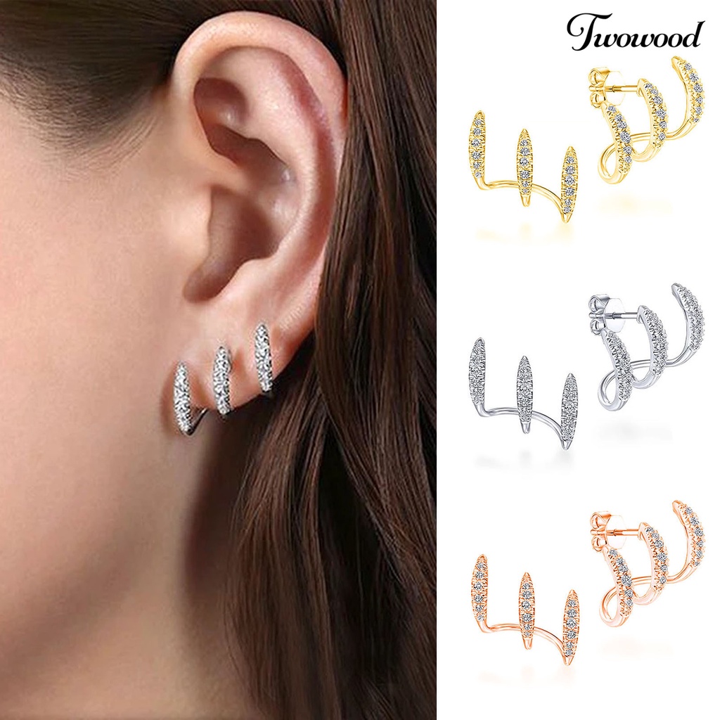 1 Pasang Anting Stud Tiga Lapis Aksen Berlian Imitasi