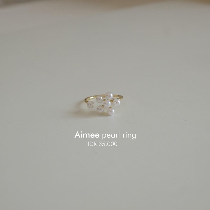 Ark.co - Aimee pearl ring