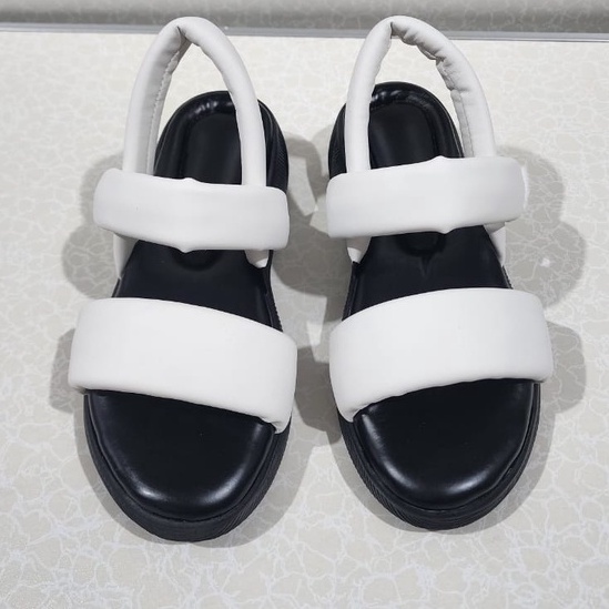 CAMELLA SANDAL WANITA BLACK WHITE EDITION