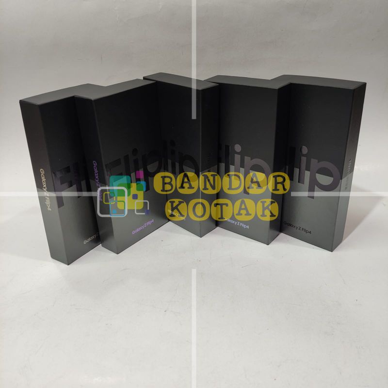 

Dus box kardus Samsung Z Flip 4