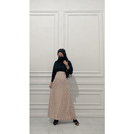 Rok Polka wanita bahan shakila Al size fit to xl/rok pollka wanita