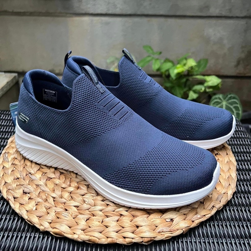 Sepatu Skechers Men (232314)