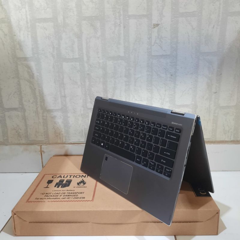 Laptop 2 in 1 ACER SPIN 5 Series SP513-52N COR I7-8500U TABLET TOUCH RAM 8/SSD 512Gb WINDOWS 10