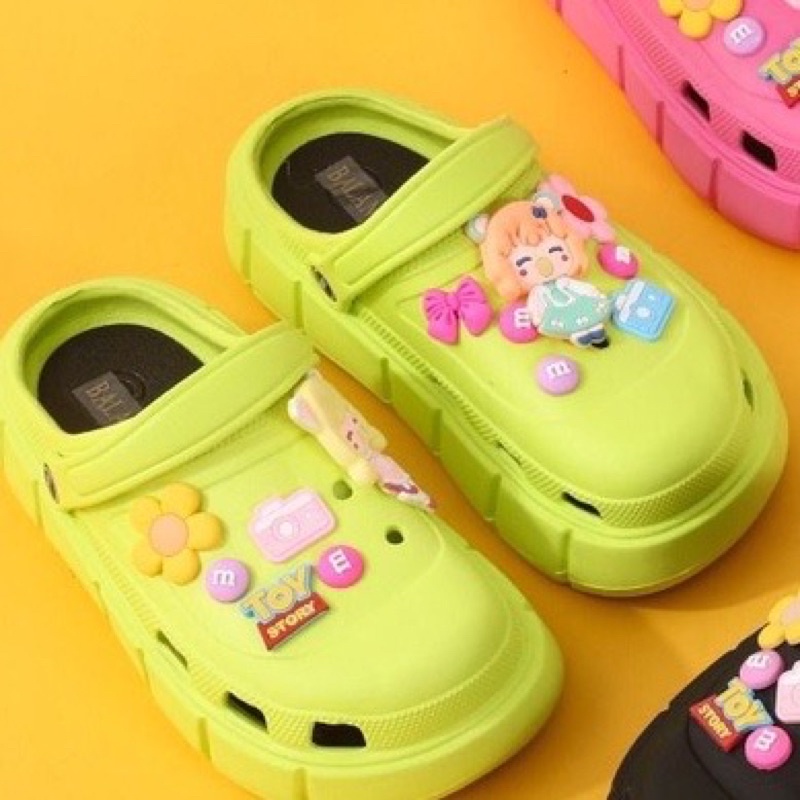 Sandal anak baim jibbitz Toy Story