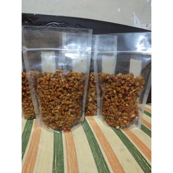 

kering tempe teri kacang 200gr home made (original dan pedas)