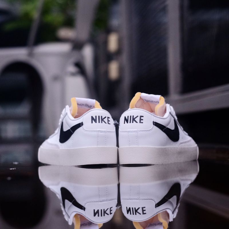 Sepatu Nike Blazer Low 77 Low Vintage White Black Original OEM Sneakers Pria