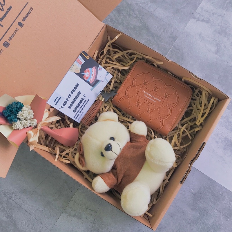 

KADO CEWEK/KADO ULANG TAHUN/HAMPERS CEWEK/HAMPERS ULANG TAHUN/GIFT BOX ULTAH/KADO PACAR/KADO ULTAH SAHABAT/HAMPERS SIDANG SKRIPSI/KADO COWOK/HAMPERS ANNIVERSARY