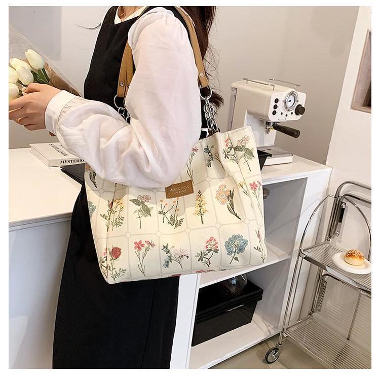 Sera kapasitas besar fashion tas besar wanita tas 2022 gaya asing baru all-match net tas bahu merah musim panas gaya hot tote bag