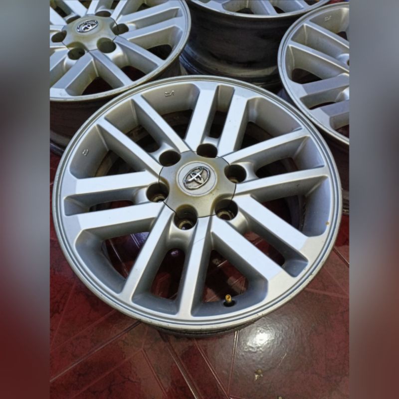 Velg Copotan Toyota Fortuner VNT Ring 17 R17 lebar 6.5 pcd 6 x 139 Mulus Minus Pemakaian