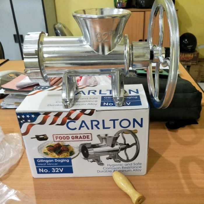 Gilingan Daging Gilingan Daging No 32V Carlton
