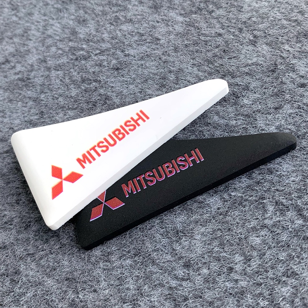 Mitsubishi RALLIART Stiker Perlindungan Sudut Pintu Mobil Anti Tabrakan Silikon Gores Logo Karet Lancer 9 EVO 10 Outlander 3 Asx L200 Pajero