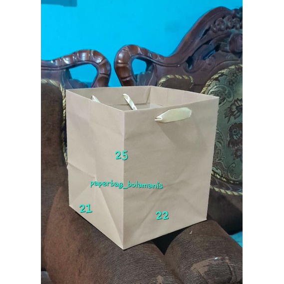 

paperbag 22x21x25 tas kertas polos tas souvenir