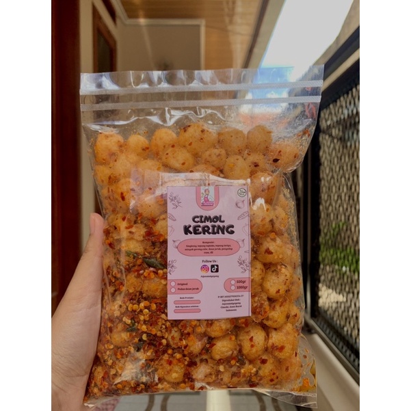 

CIMOL KERING 250GR/ ENDOG LEWO/ SNACK SINGKONG PEDAS CIKRUH DAUN JERUK / CEMILAN GARUT/ MAKANAN BOLA KRIUK