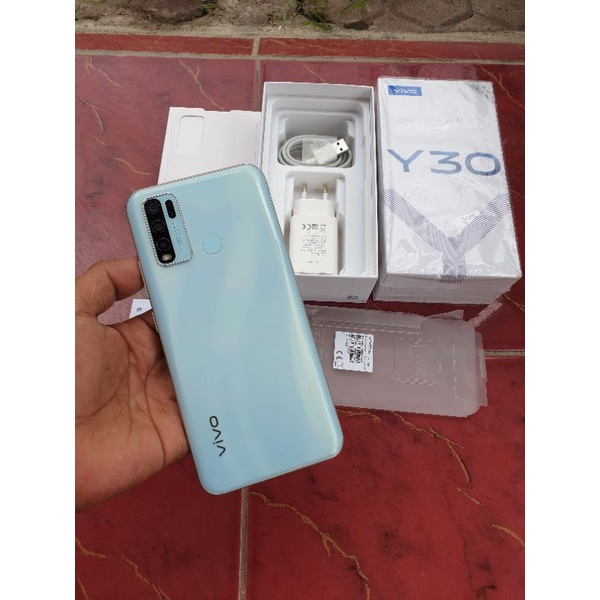 Vivo Y30 RAM 4 GB ROM 128 GB Lengkap Fullset Ori..