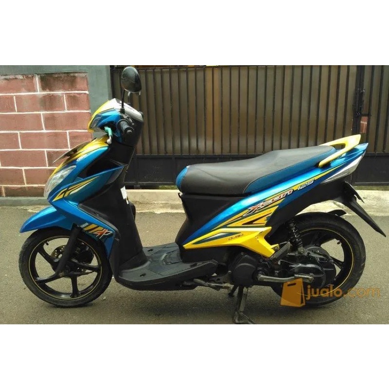 STIKER STRIPING MOTOR XEON RC 2012 BIRU KUNING