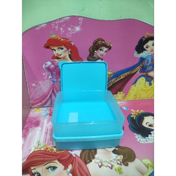 Square away tupperware
