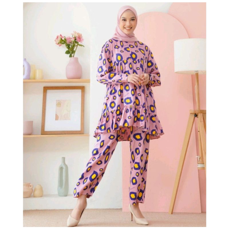 Dear Kinara One Set size M